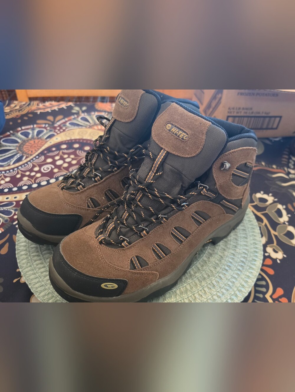 Hi-Tec Men's Bandera Mid Waterproof Hiking Boots - Brown - Size 14 (New, No Box)